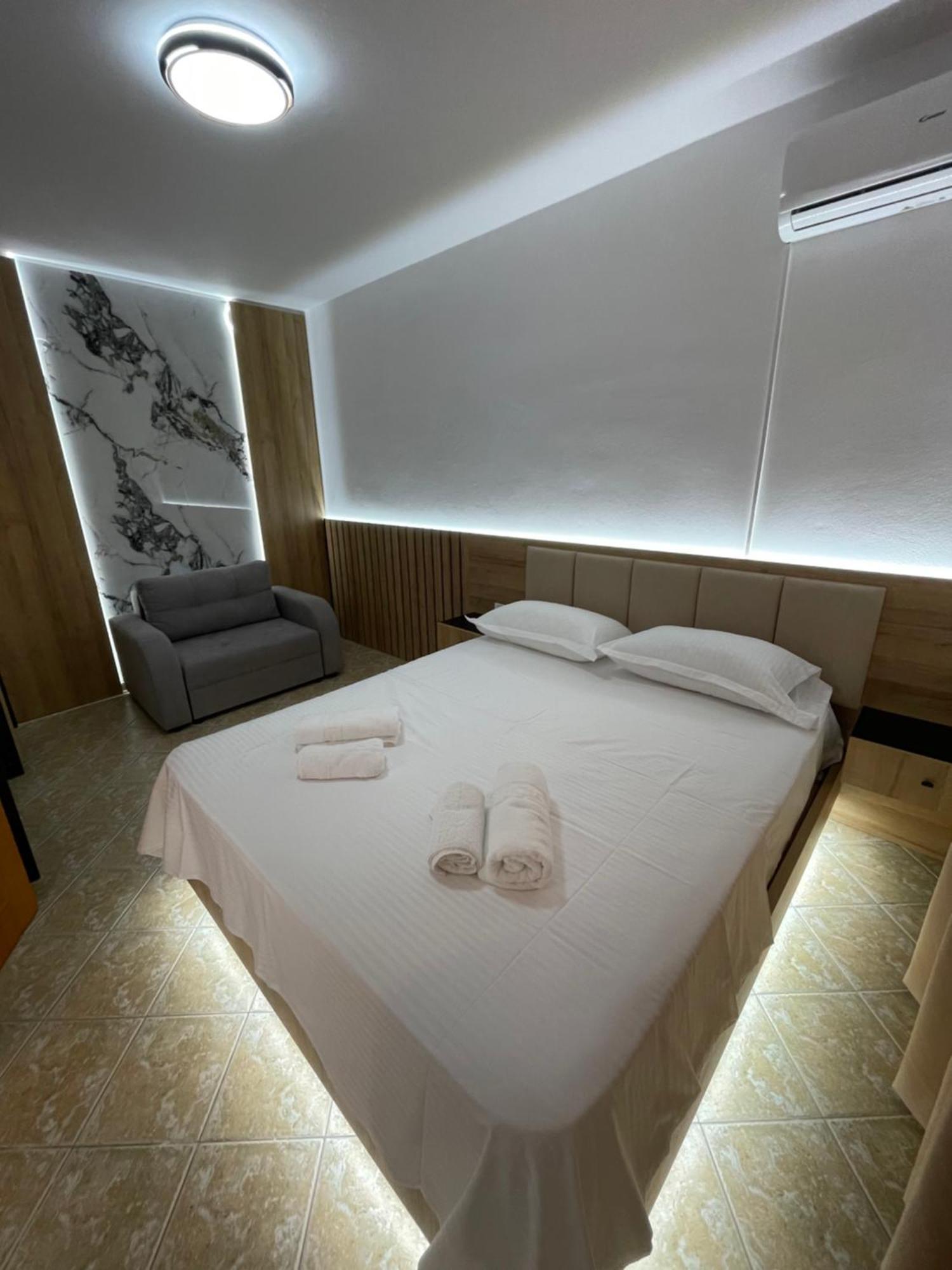 Hotel Riti Shiroka ภายนอก รูปภาพ