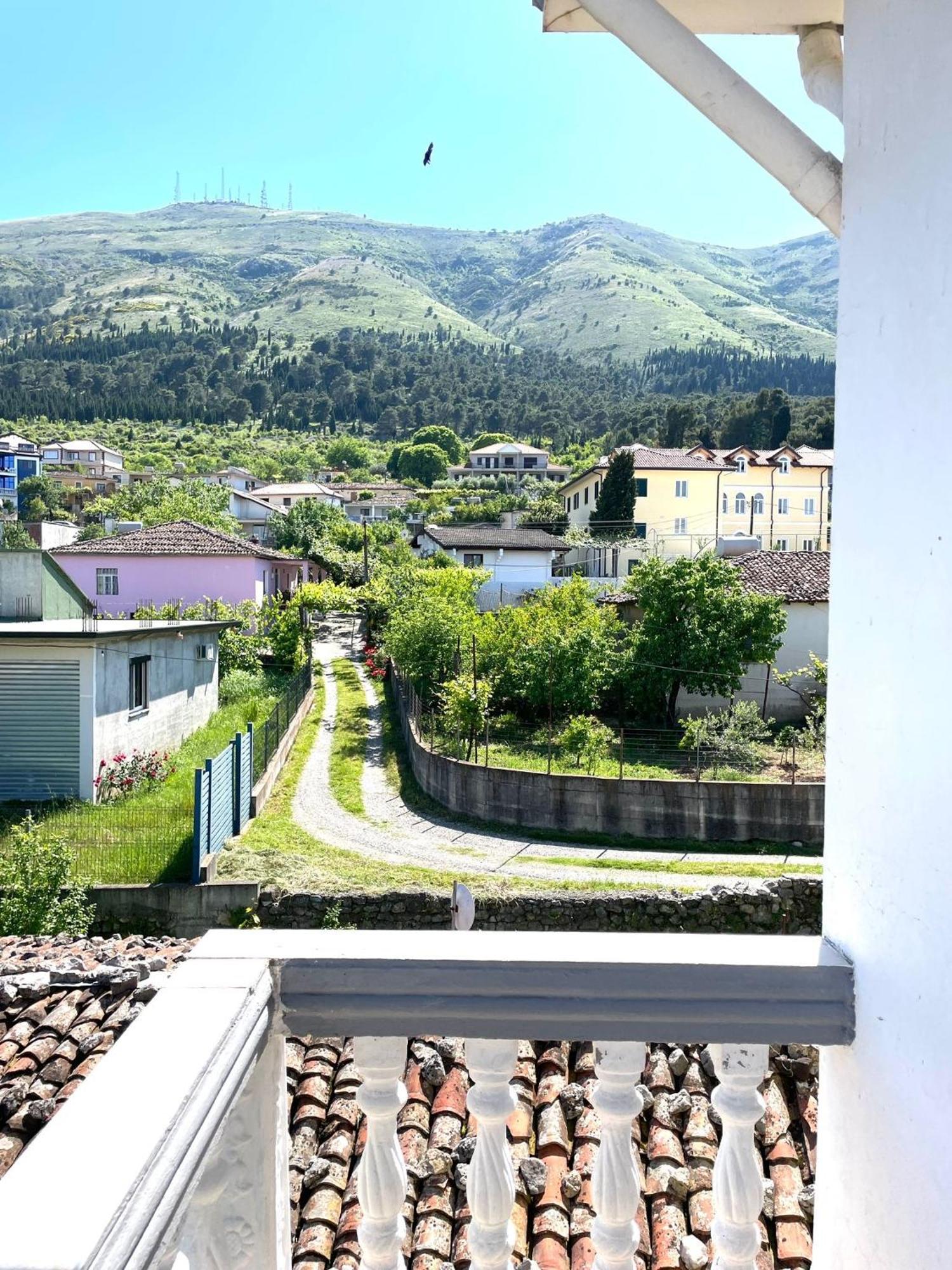 Hotel Riti Shiroka ภายนอก รูปภาพ